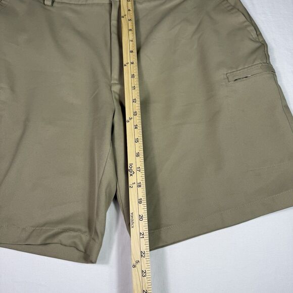 Izod Golf Mens Swingflex Cargo Shorts Khaki Size 38 Comfy‎ Flexible Mesh Pockets - Picture 6 of 16